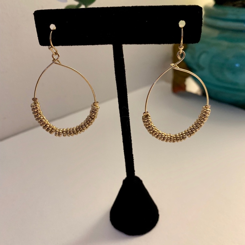 🎈Drop Hoop Earrings 🎈